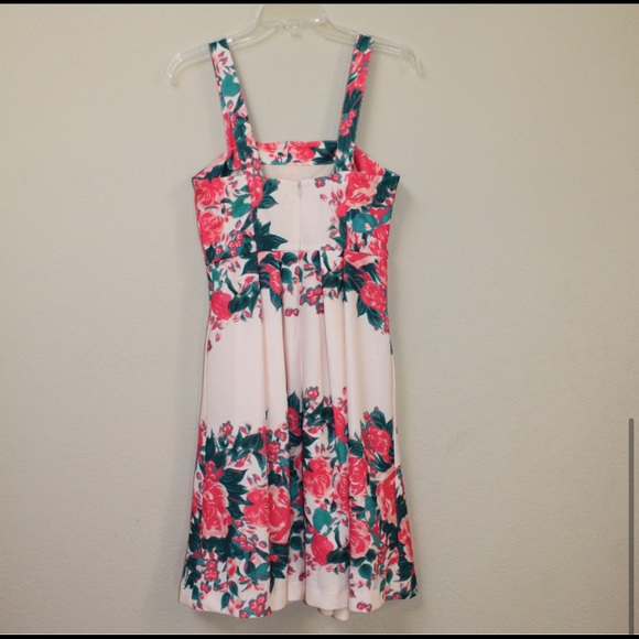 ANTHROPOLOGIE Tracy Reese Floral Magnolia Dress - Picture 3 of 5